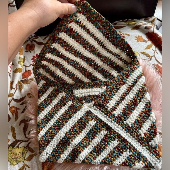 White and Red Cosmetic Bag with Bold Stripes - Picture 3 of 4